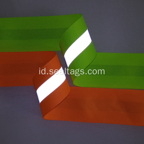 Warna Hijau Tahan Air Oxford Iron pada Tape Reflektif